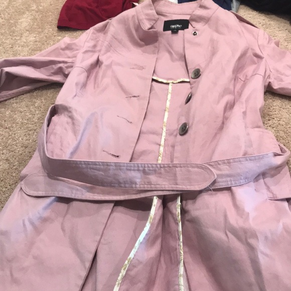 Jacket - Picture 2 of 3